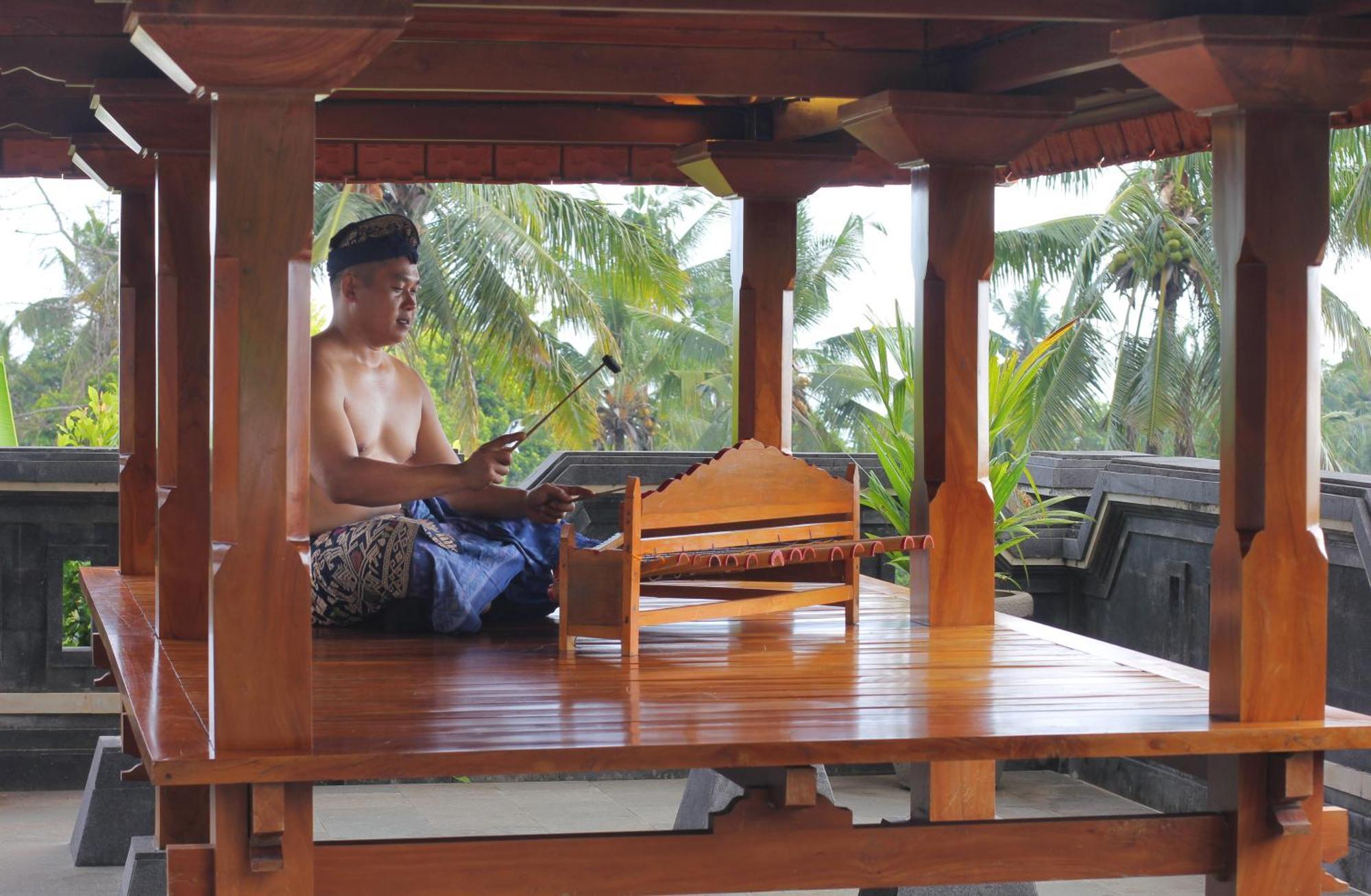 Rostika Hotel Sekumpul Pabean Buleleng Eksteriør billede