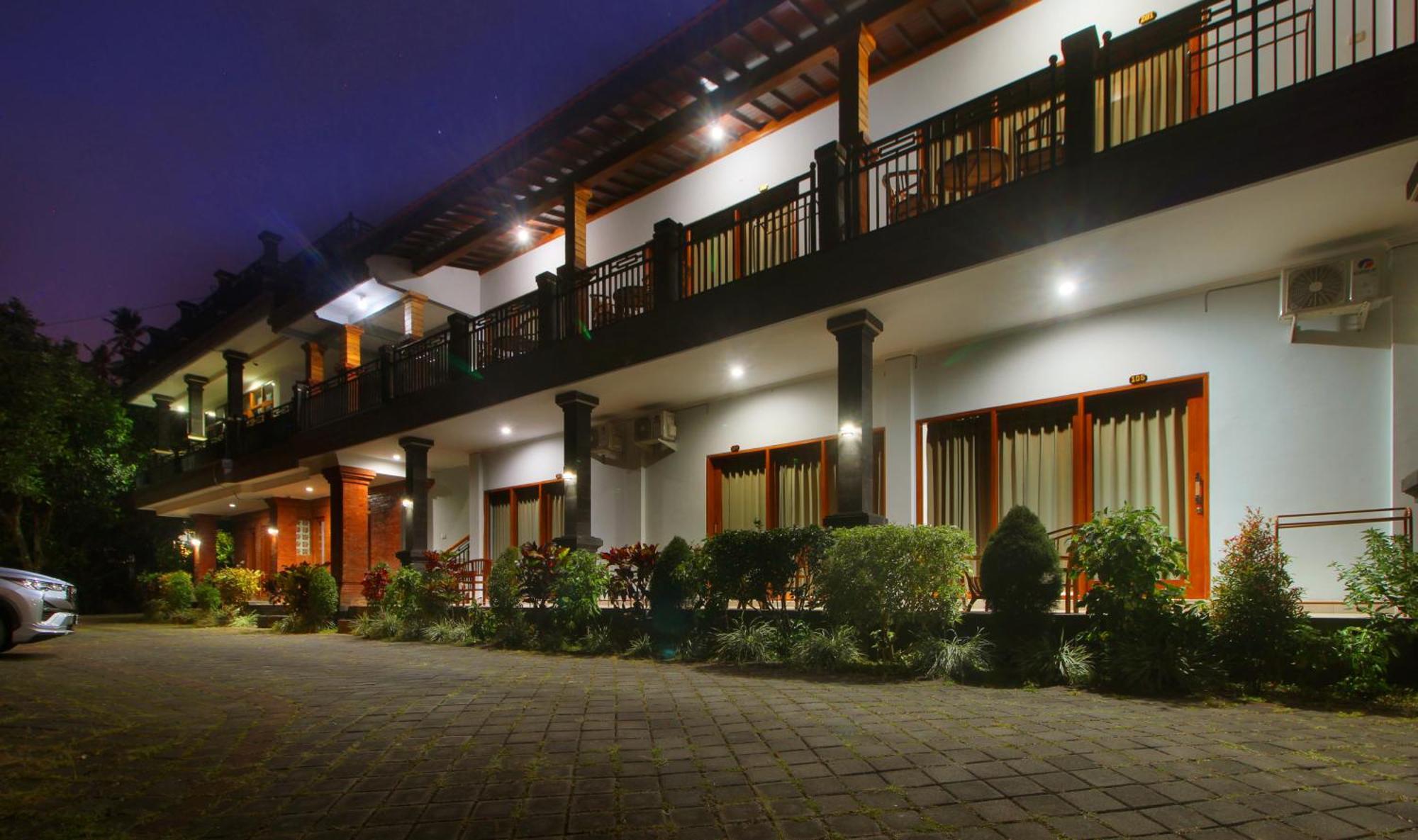 Rostika Hotel Sekumpul Pabean Buleleng Eksteriør billede